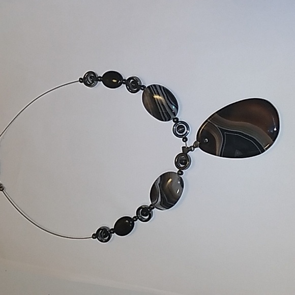 Stunning Polished Natural Large Black Agate Necklace - Picture 2 of 7